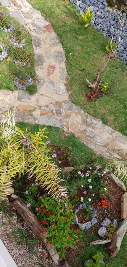 Casal Ostara Begonia Hotel Alto Paraíso de Goiás Kültér fotó